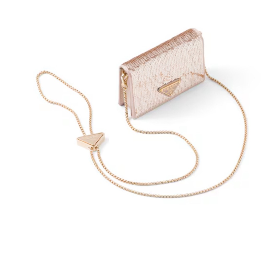 Prada wallet on chain